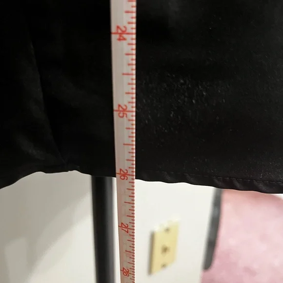 Black Tank Top with Cream Crochet/Knit Lace Accent - Picture 5 of 8